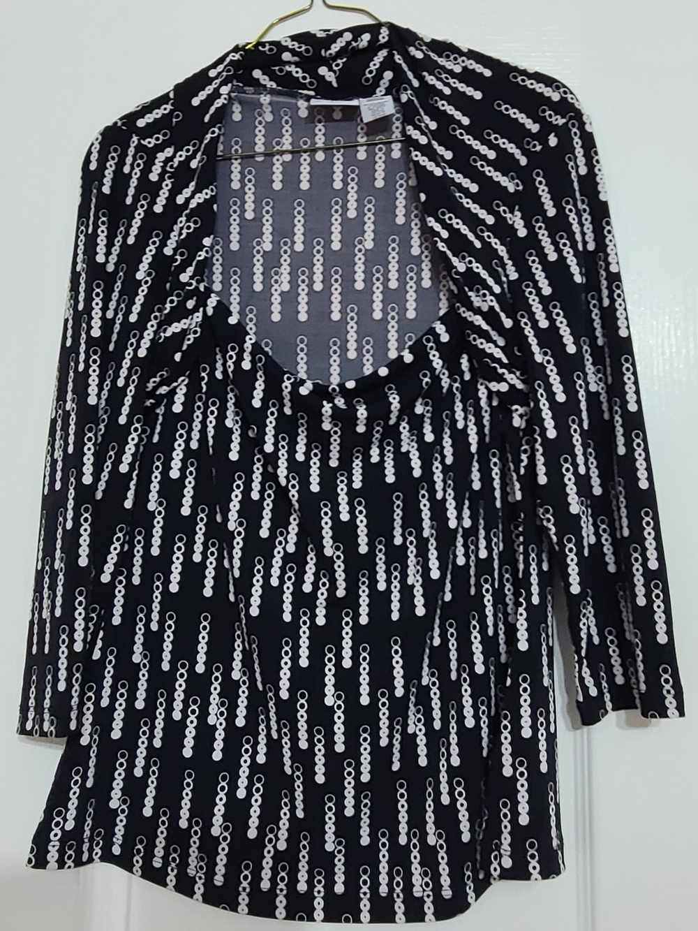 Worthington Black and White Long Sleeve Scoop Neck Top